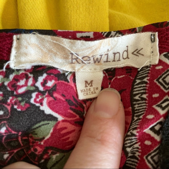 Rewind Semi-Sheer Bold Pattern 3/4 Sleeve Top M - Picture 5 of 8